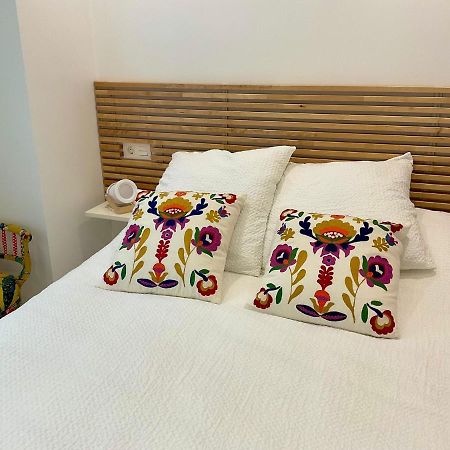 Calma Uribarri Home Bilbao Eksteriør bilde