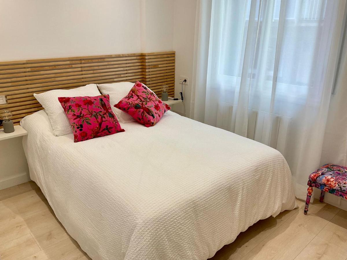 Calma Uribarri Home Bilbao Eksteriør bilde